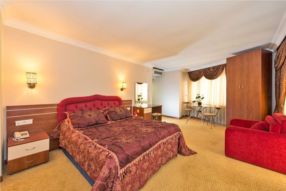 Budo Hotel Istanbul Exterior photo