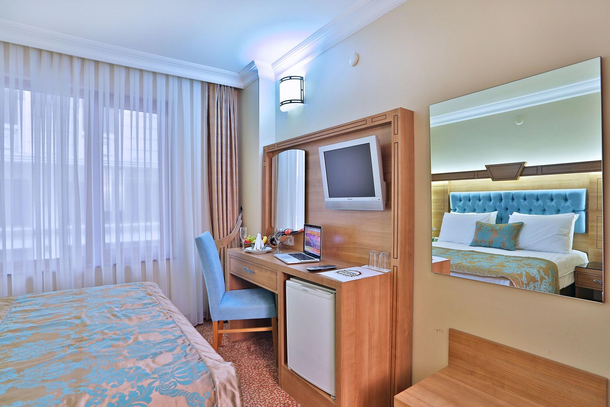 Budo Hotel Istanbul Exterior photo